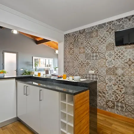 Quinta Do Checa By Homie Nyaraló *