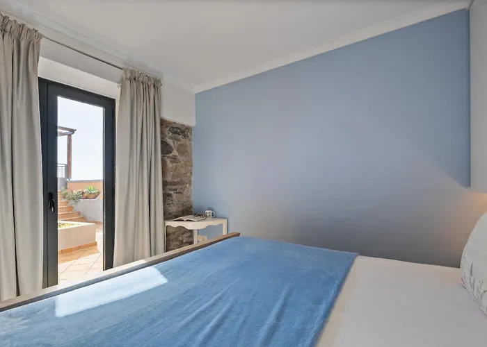 Quinta Do Checa By Homie * Quinta Grande